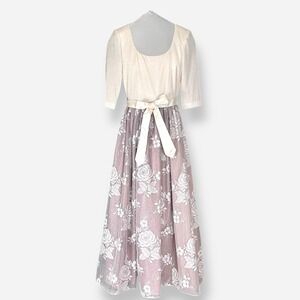 Vintage‎ En Francais by Huey Waltzer Midi Dress Lace Cream Half Sleeve Purple